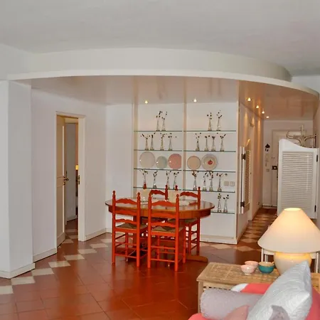 Centre 2 Bedroom Cozy Daire Albufeira