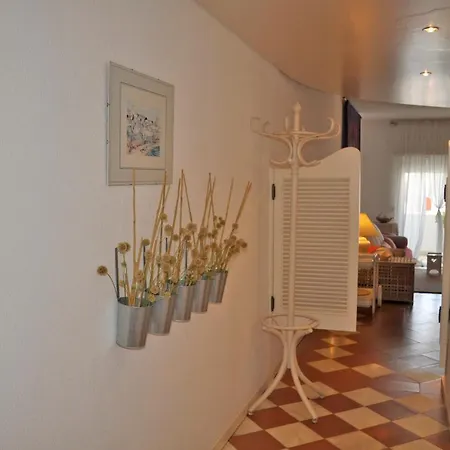 Centre 2 Bedroom Cozy Daire
